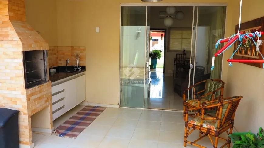 Foto 1 de Casa de Condomínio com 3 Quartos à venda, 200m² em Despraiado, Cuiabá