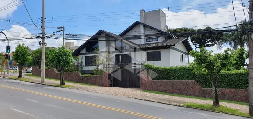 Foto 1 de Casa com 3 Quartos para alugar, 405m² em Bela Vista, Caxias do Sul