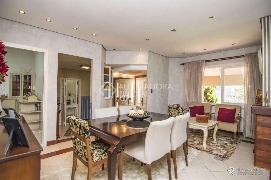 Foto 1 de Casa de Condomínio com 3 Quartos à venda, 231m² em Elsa, Viamão