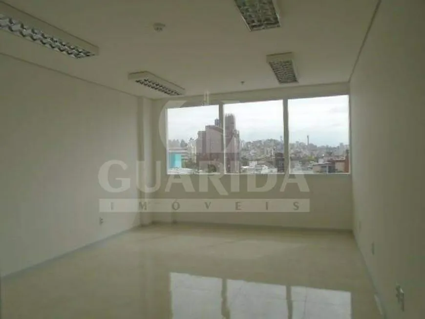 Foto 1 de Sala Comercial para alugar, 29m² em Santana, Porto Alegre