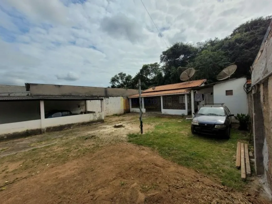 Foto 1 de Fazenda/Sítio com 2 Quartos à venda, 184m² em Engordadouro, Jundiaí