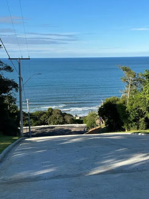 Foto 1 de Lote/Terreno à venda, 2000m² em Morrinhos, Garopaba