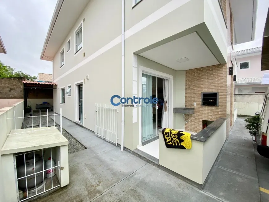Foto 1 de Apartamento com 2 Quartos à venda, 59m² em Barra do Aririu, Palhoça