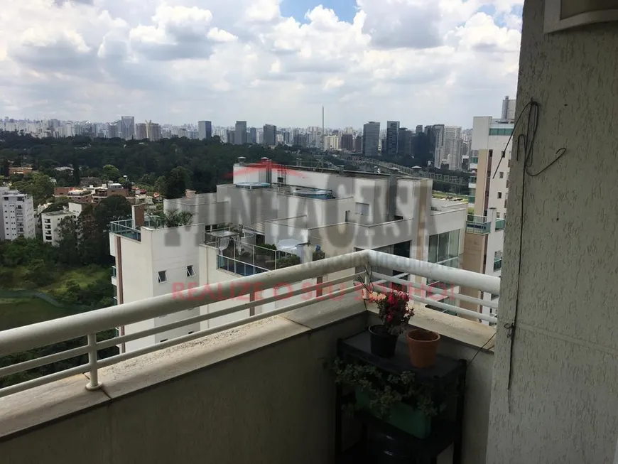 Foto 1 de Apartamento com 1 Quarto para alugar, 58m² em Panamby, São Paulo