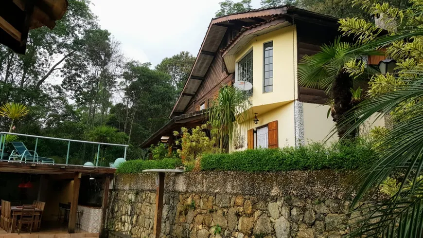 Foto 1 de Casa de Condomínio com 3 Quartos à venda, 500m² em Capoavinha, Mairiporã