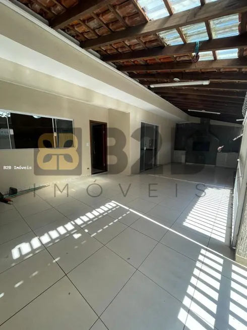 Foto 1 de Casa com 2 Quartos à venda, 143m² em Vila Lemos, Bauru