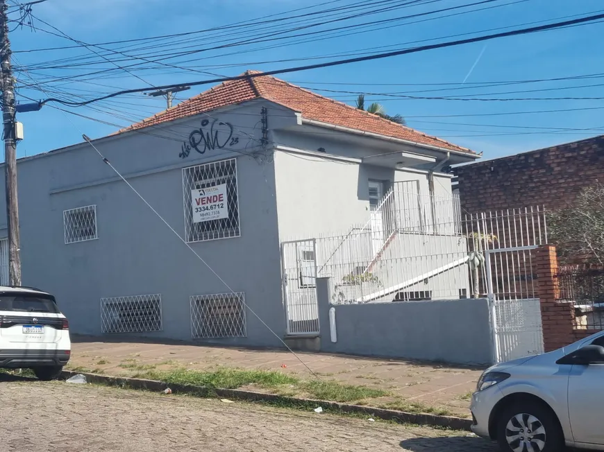 Foto 1 de Lote/Terreno à venda, 208m² em Bom Jesus, Porto Alegre