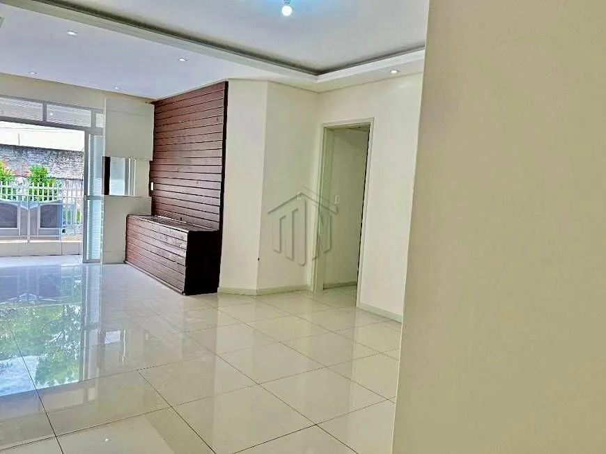 Foto 1 de Apartamento com 2 Quartos à venda, 84m² em Canto, Florianópolis