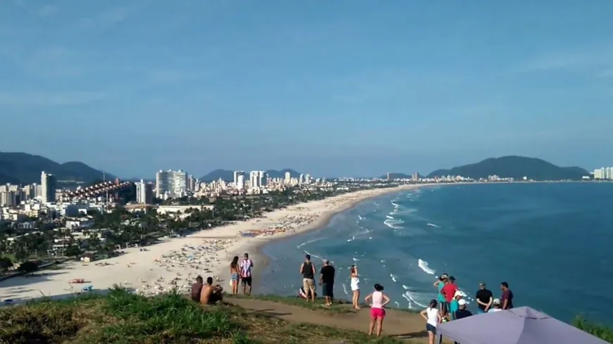 Foto 1 de Apartamento com 4 Quartos à venda, 108m² em Enseada, Guarujá