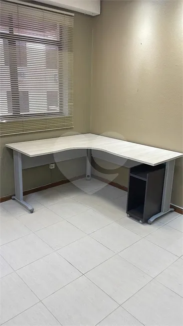 Foto 1 de Sala Comercial à venda, 40m² em Menino Deus, Porto Alegre