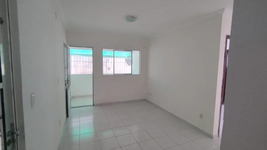 Foto 1 de Casa de Condomínio com 3 Quartos à venda, 68m² em Pau Amarelo, Paulista
