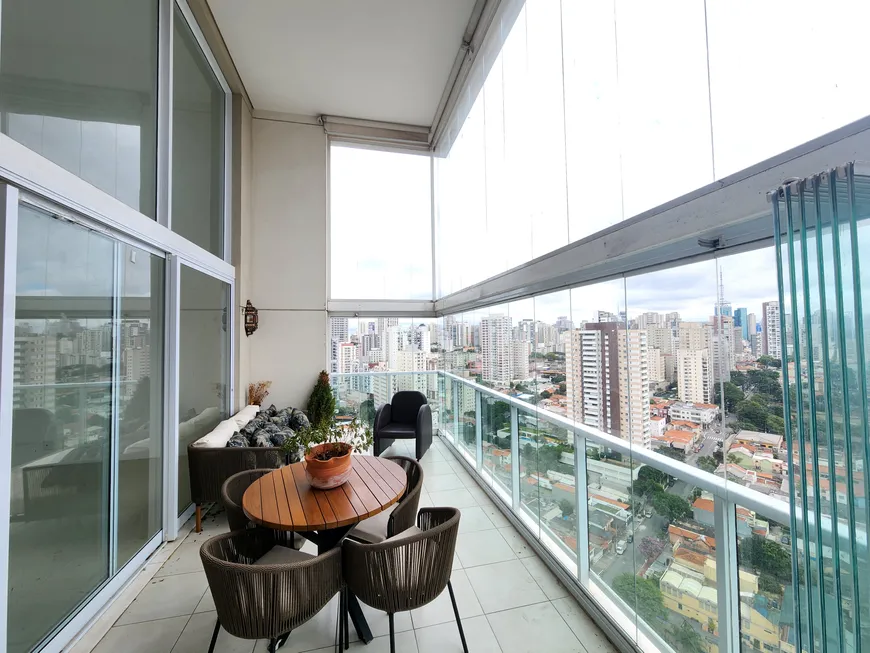 Foto 1 de Apartamento com 4 Quartos à venda, 213m² em Vila Mariana, São Paulo