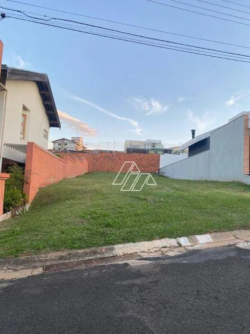 Foto 1 de Lote/Terreno à venda, 345m² em Jardim Alvorada, Marília