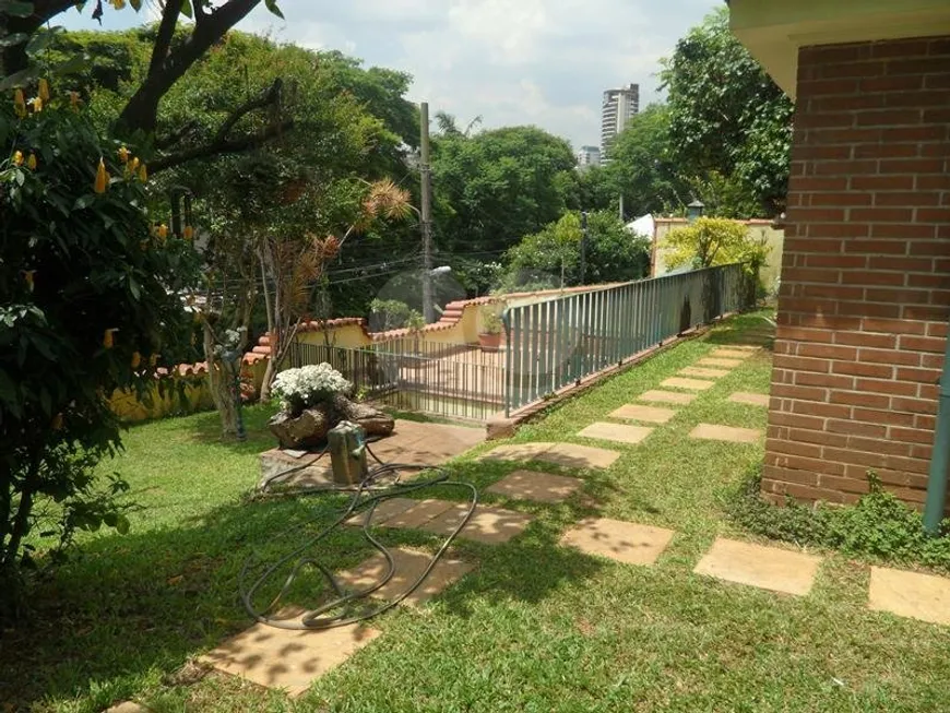 Foto 1 de Casa com 4 Quartos à venda, 500m² em Pacaembu, São Paulo