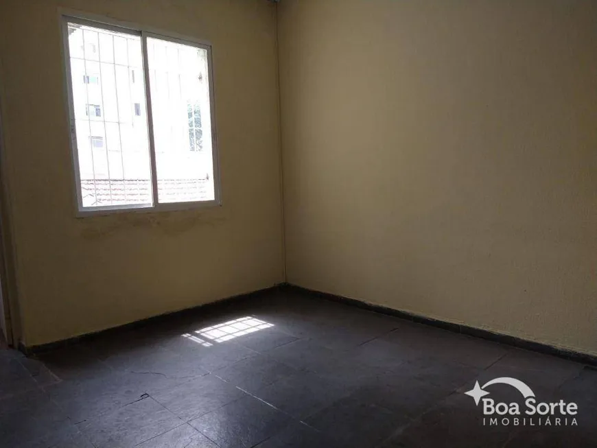 Foto 1 de Sobrado com 2 Quartos à venda, 90m² em Vila Gomes Cardim, São Paulo