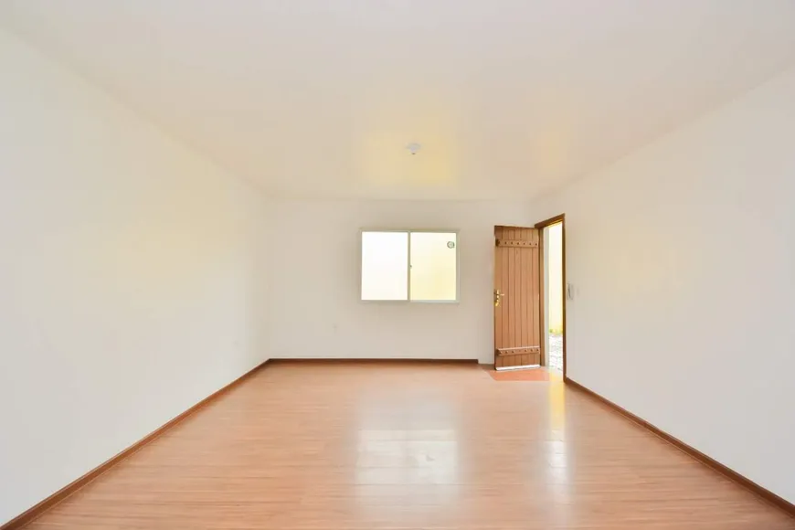 Foto 1 de Apartamento com 1 Quarto para alugar, 56m² em Fragata, Pelotas