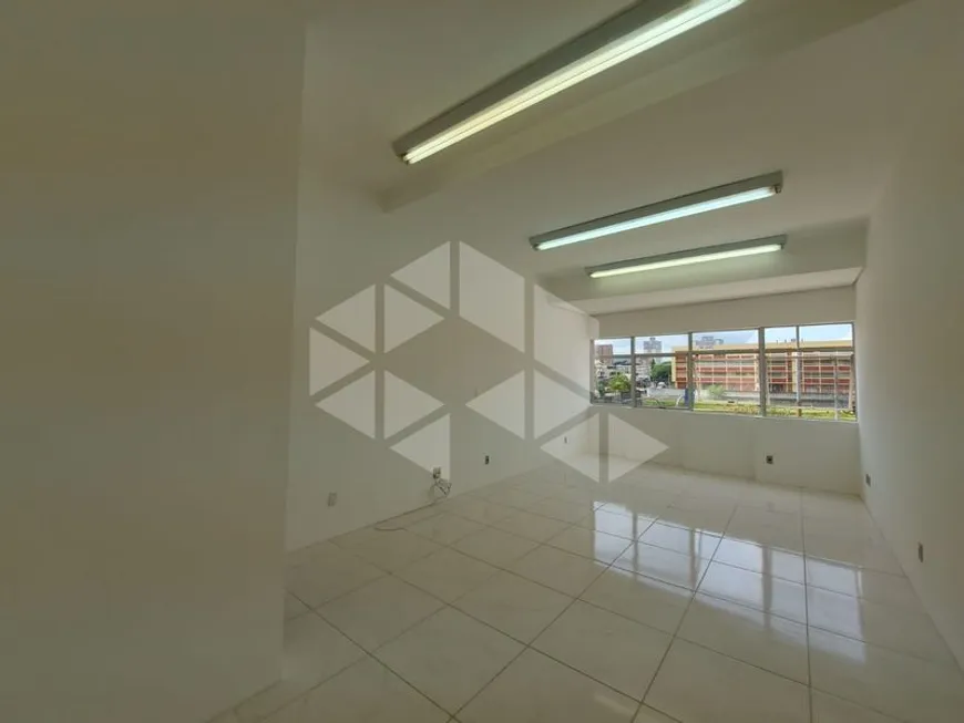 Foto 1 de Sala Comercial para alugar, 43m² em Passo D areia, Porto Alegre