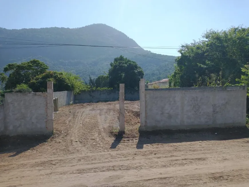 Foto 1 de Lote/Terreno à venda, 450m² em Recanto, Maricá