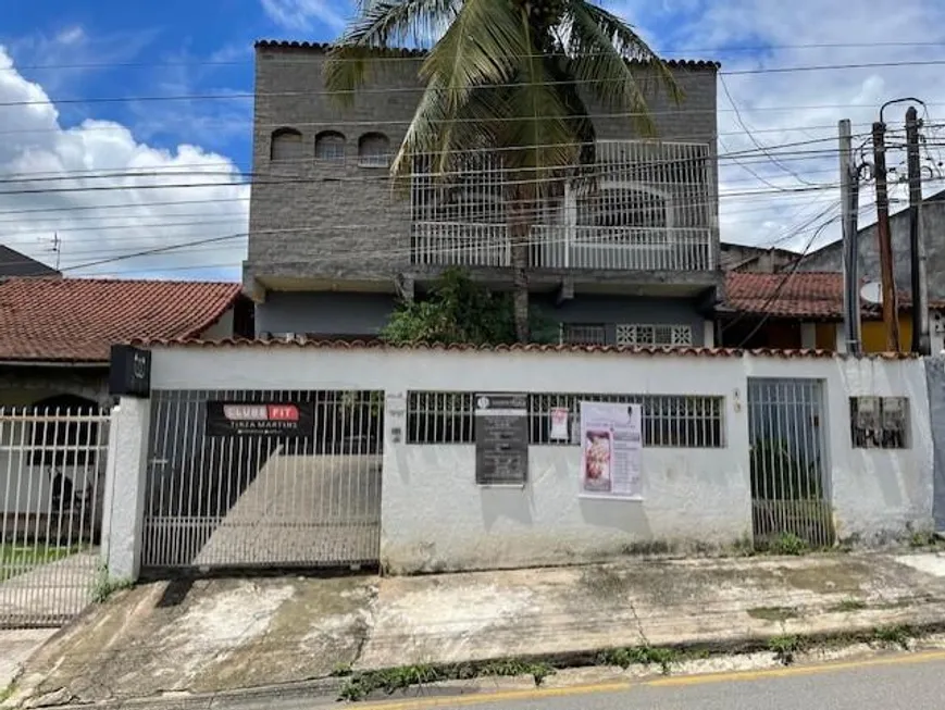 Foto 1 de Casa com 3 Quartos à venda, 400m² em Vila Santa Cecília, Volta Redonda