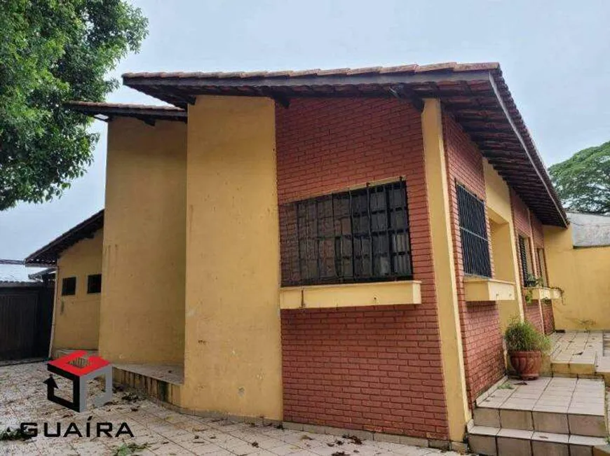 Foto 1 de Sobrado com 3 Quartos à venda, 190m² em Demarchi, São Bernardo do Campo