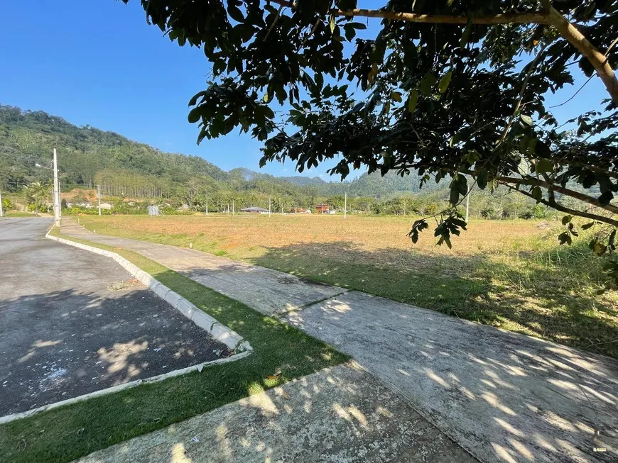 Foto 1 de Lote/Terreno à venda, 334m² em Braço do Ribeirão Cavalo, Jaraguá do Sul