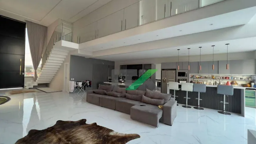 Foto 1 de Casa de Condomínio com 3 Quartos à venda, 246m² em Santa Regina, Camboriú