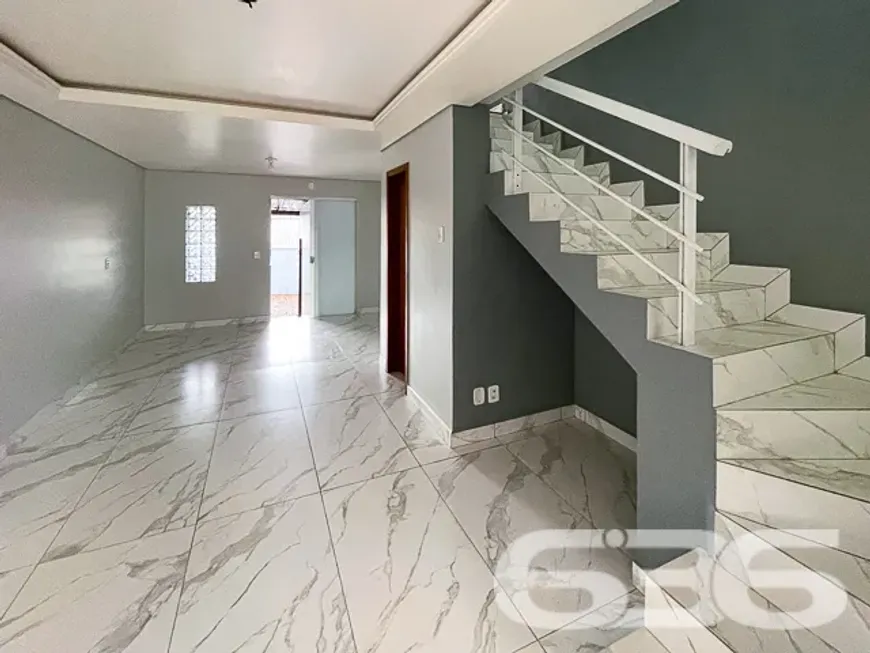 Foto 1 de Sobrado com 2 Quartos à venda, 60m² em Iririú, Joinville