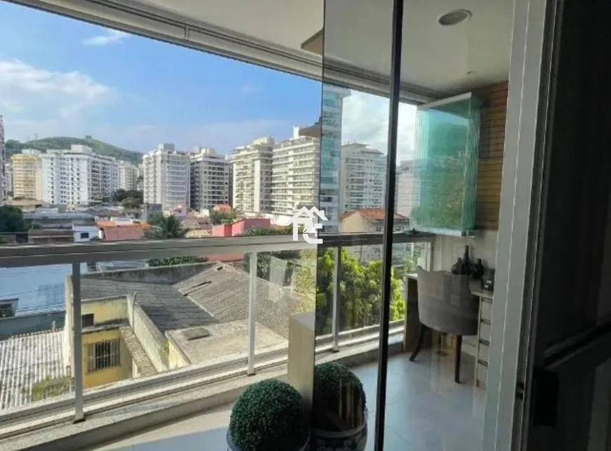 Foto 1 de Apartamento com 2 Quartos à venda, 78m² em Santa Rosa, Niterói