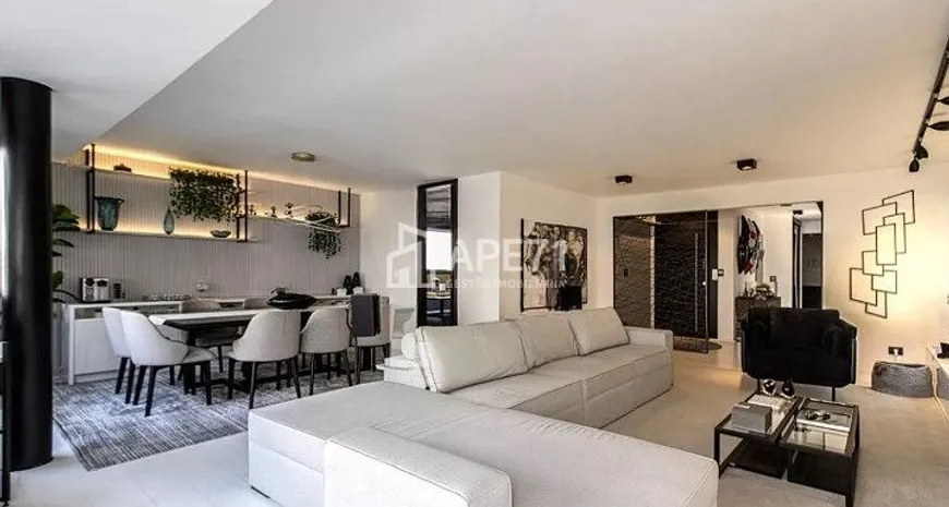 Foto 1 de Apartamento com 4 Quartos à venda, 247m² em Aclimação, São Paulo