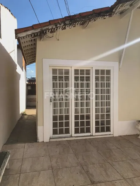 Foto 1 de Casa com 2 Quartos à venda, 136m² em Vila Industrial, Piracicaba