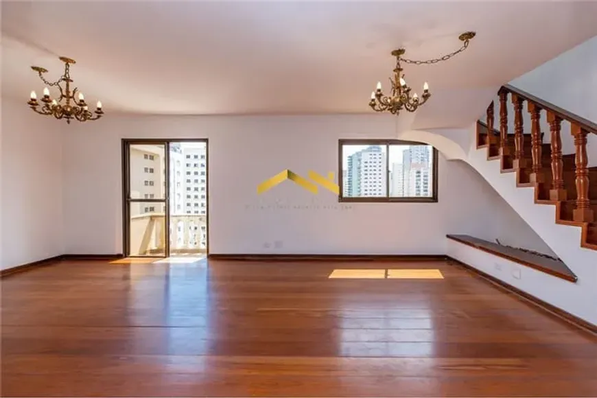 Foto 1 de Apartamento com 4 Quartos à venda, 300m² em Moema, São Paulo