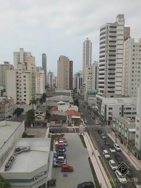 Foto 1 de Sala Comercial à venda, 56m² em Centro, Balneário Camboriú