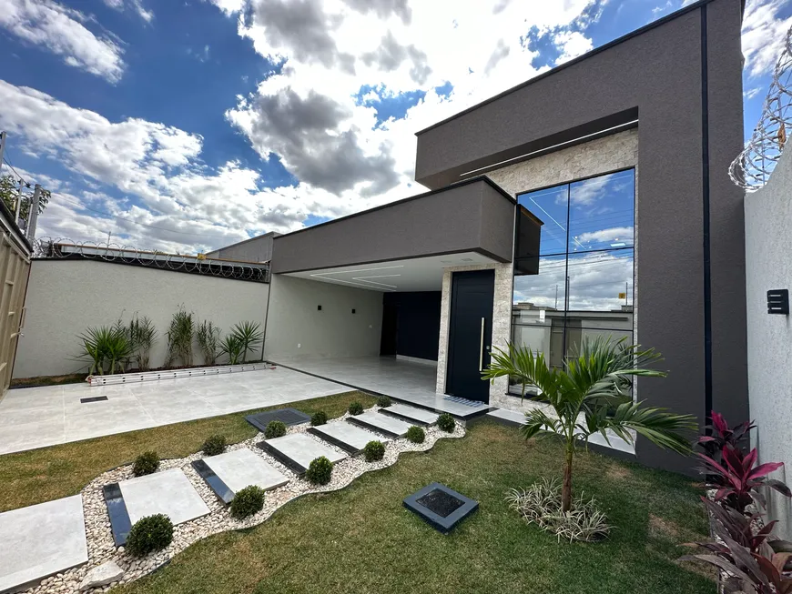 Foto 1 de Casa com 3 Quartos à venda, 172m² em Residencial Vereda dos Buritis, Goiânia