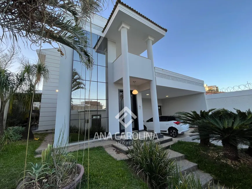 Foto 1 de Casa com 3 Quartos à venda, 450m² em Ibituruna, Montes Claros