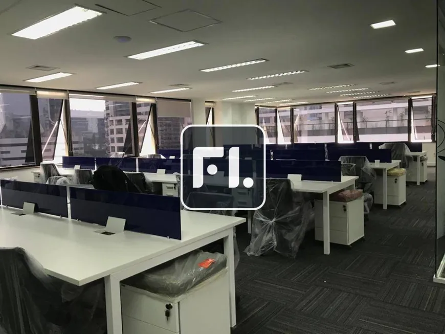 Foto 1 de Sala Comercial para alugar, 220m² em Vila Olímpia, São Paulo