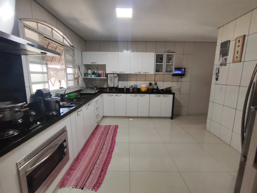 Foto 1 de Casa com 3 Quartos à venda, 180m² em Parque Veiga Jardim, Aparecida de Goiânia