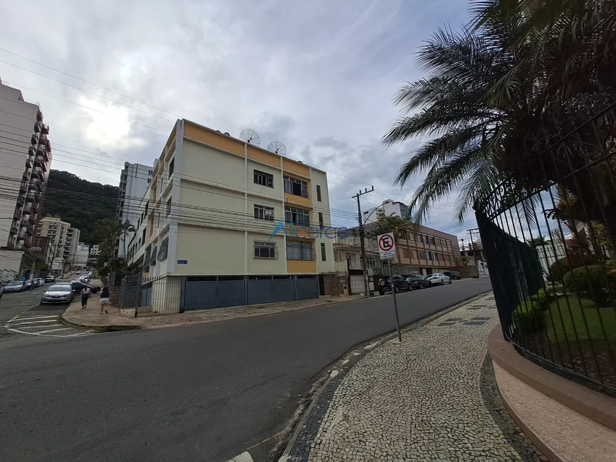 Foto 1 de Apartamento com 2 Quartos à venda, 90m² em Santa Helena, Juiz de Fora