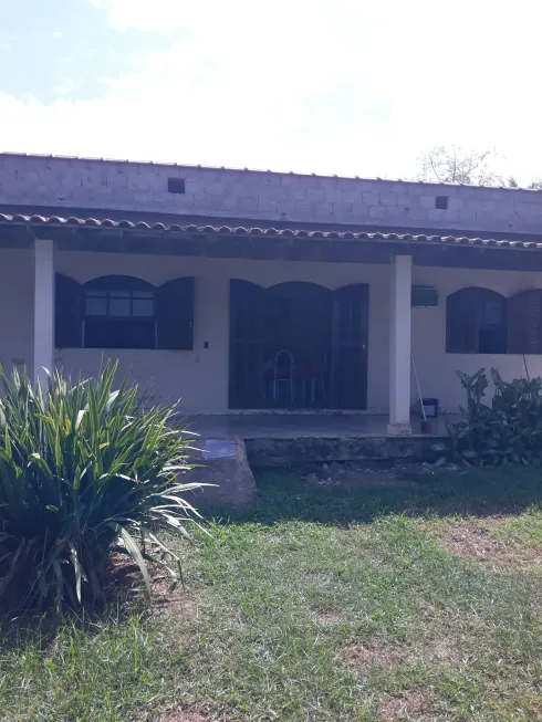 Foto 1 de Casa com 2 Quartos à venda, 80m² em Cotia, Guapimirim