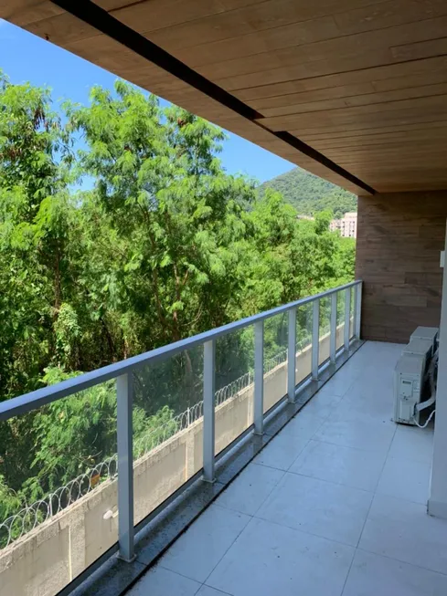 Foto 1 de Apartamento com 2 Quartos à venda, 75m² em Recreio Dos Bandeirantes, Rio de Janeiro