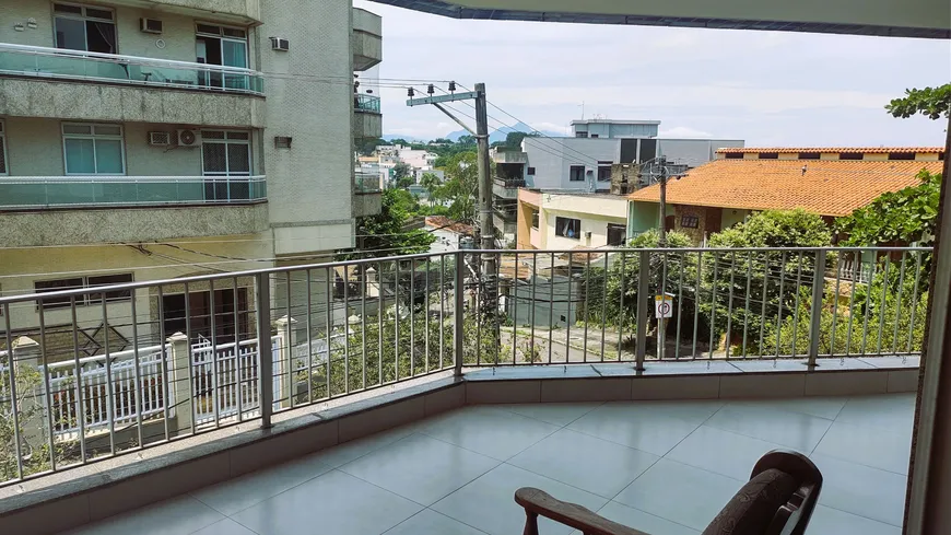 Foto 1 de Apartamento com 3 Quartos à venda, 150m² em Jardim Carioca, Rio de Janeiro