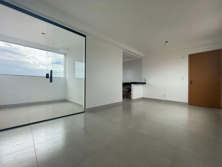 Foto 1 de Apartamento com 2 Quartos à venda, 62m² em Ana Lucia, Sabará