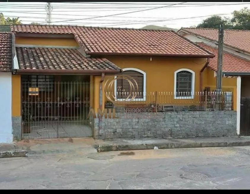 Foto 1 de Casa com 2 Quartos à venda, 84m² em Centro, Jambeiro