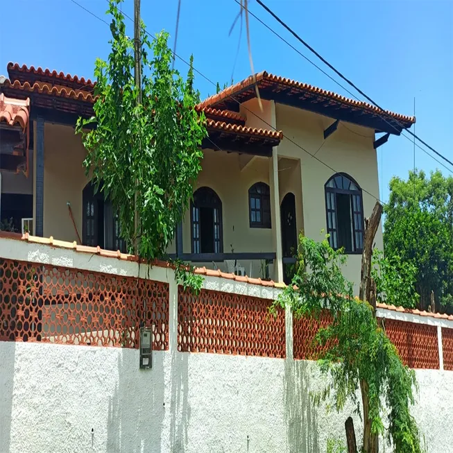 Foto 1 de Casa com 3 Quartos à venda, 450m² em Barreira Bacaxa, Saquarema