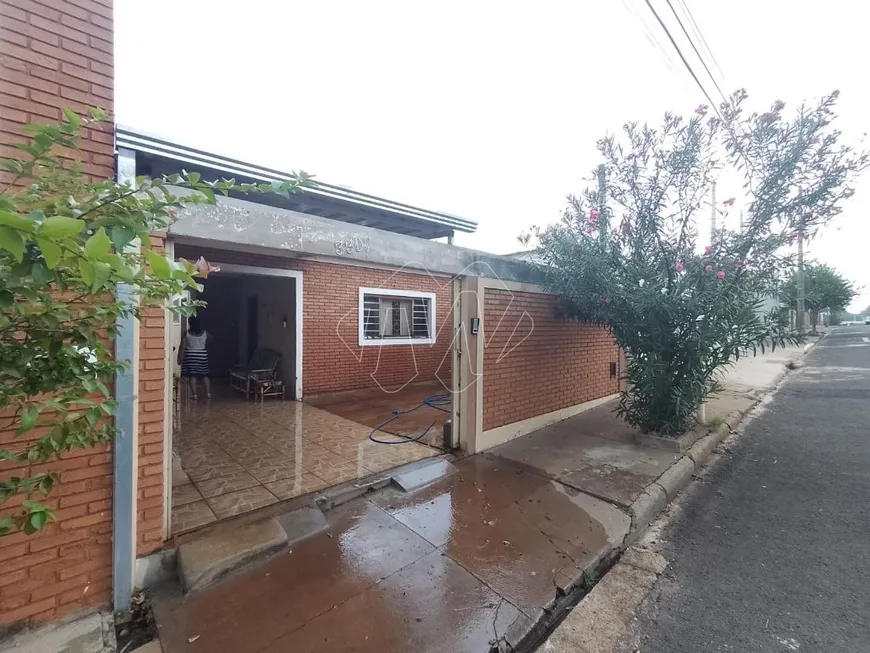 Foto 1 de Casa com 2 Quartos à venda, 204m² em Vila Santana, Araraquara