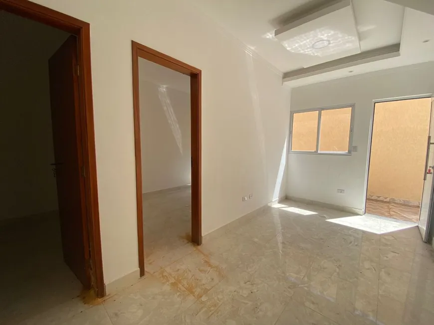 Foto 1 de Casa de Condomínio com 2 Quartos à venda, 39m² em Jardim Gloria, Praia Grande