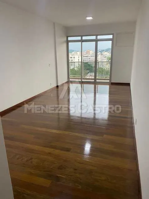 Foto 1 de Apartamento com 3 Quartos à venda, 110m² em Tijuca, Rio de Janeiro