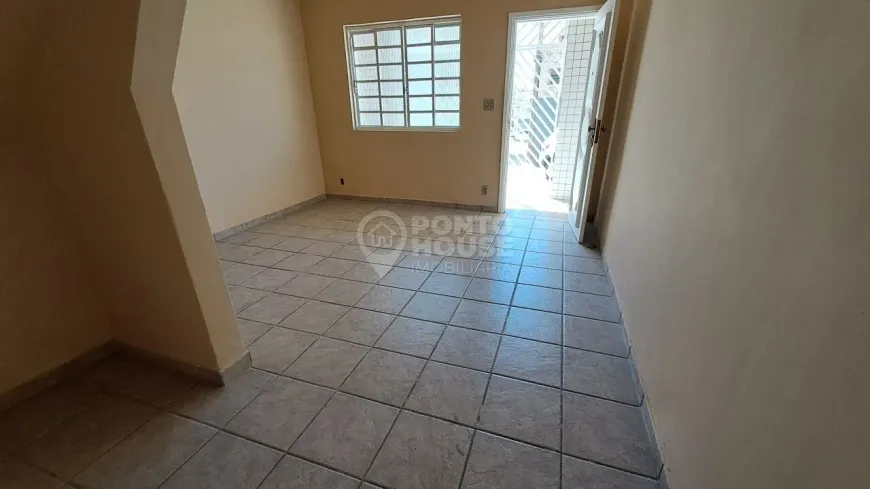 Foto 1 de Casa com 2 Quartos à venda, 80m² em Saúde, São Paulo