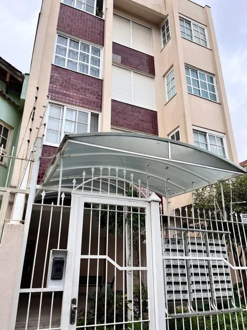 Foto 1 de Apartamento com 2 Quartos à venda, 38m² em Rio Branco, Porto Alegre