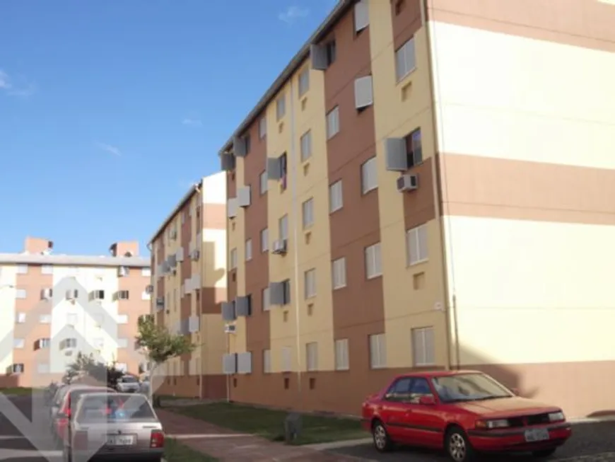 Foto 1 de Apartamento com 2 Quartos à venda, 42m² em Rubem Berta, Porto Alegre