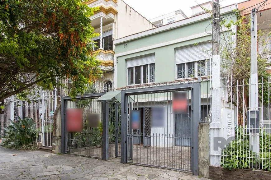 Foto 1 de Sobrado com 3 Quartos à venda, 160m² em Petrópolis, Porto Alegre